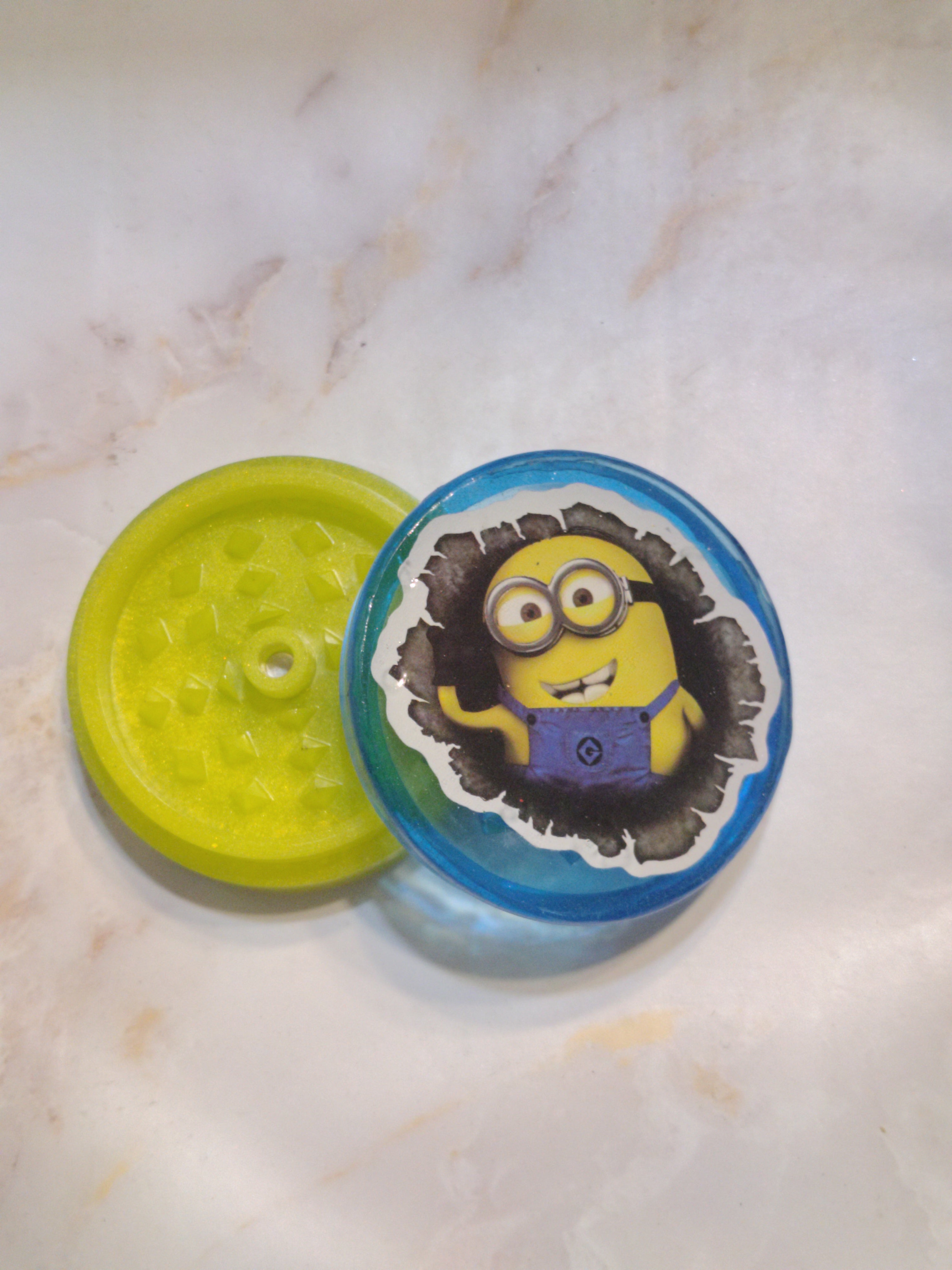 Minion herb grinder